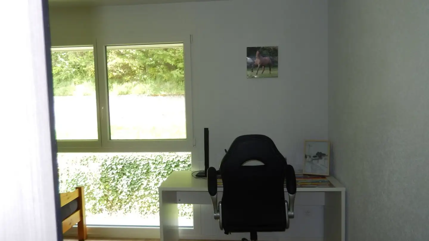 Chambre à louer - 2087 Cornaux NE - Photo 3