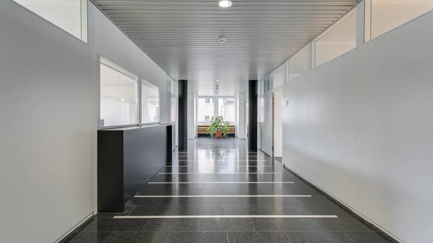 Bureau à louer - Neue Jonastrasse 59, 8640 Rapperswil SG - Photo 4