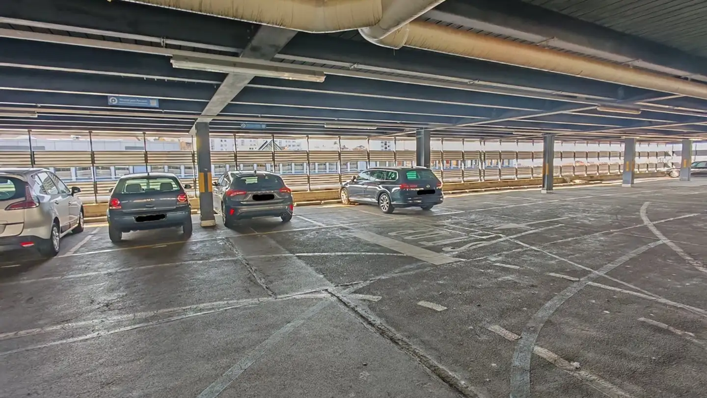 Outdoor parking space for rent - Rue De Sébeillon 1, 1004 Lausanne - Photo 3