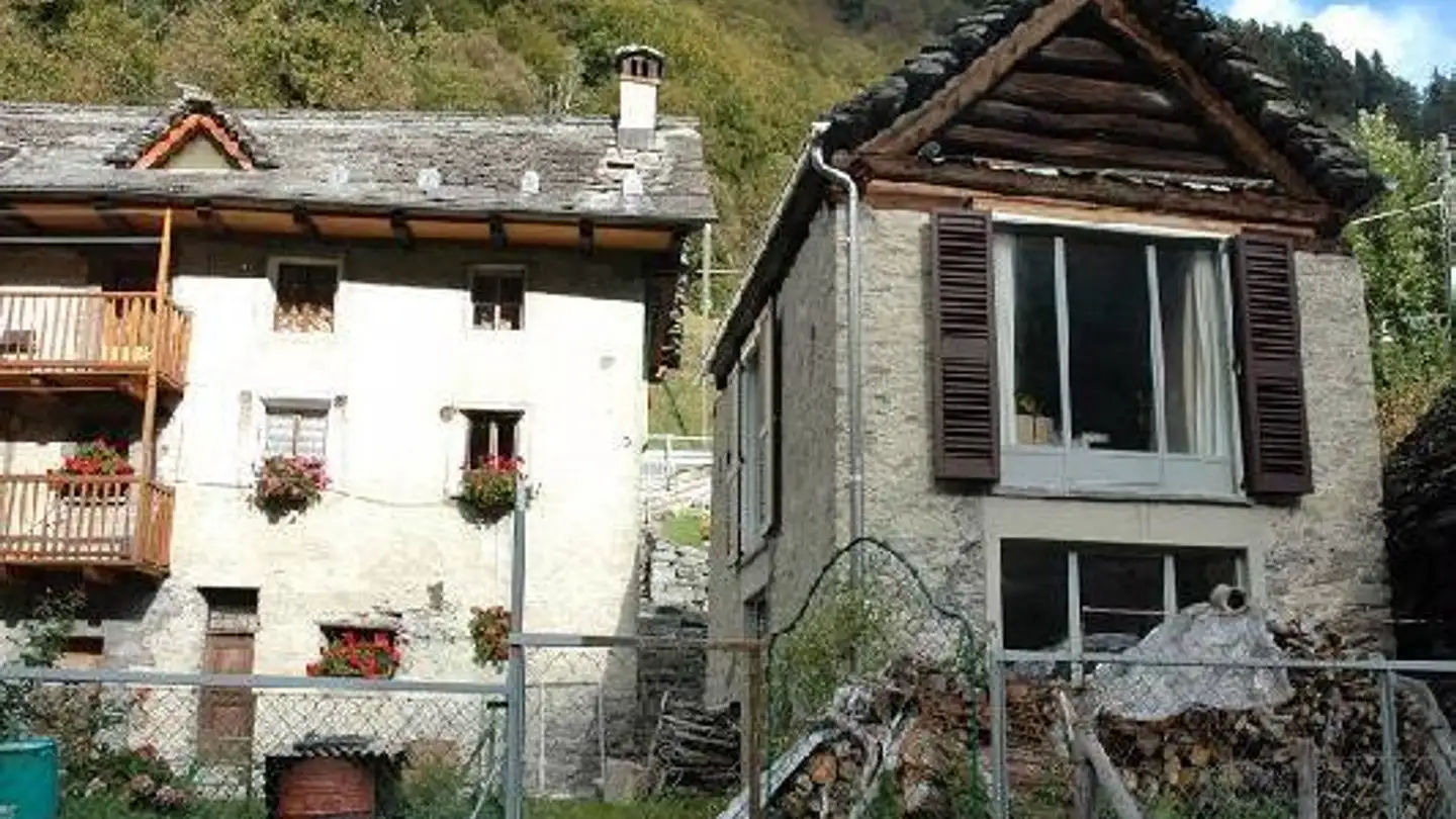 Casa singola in vendita - 6683 Cerentino