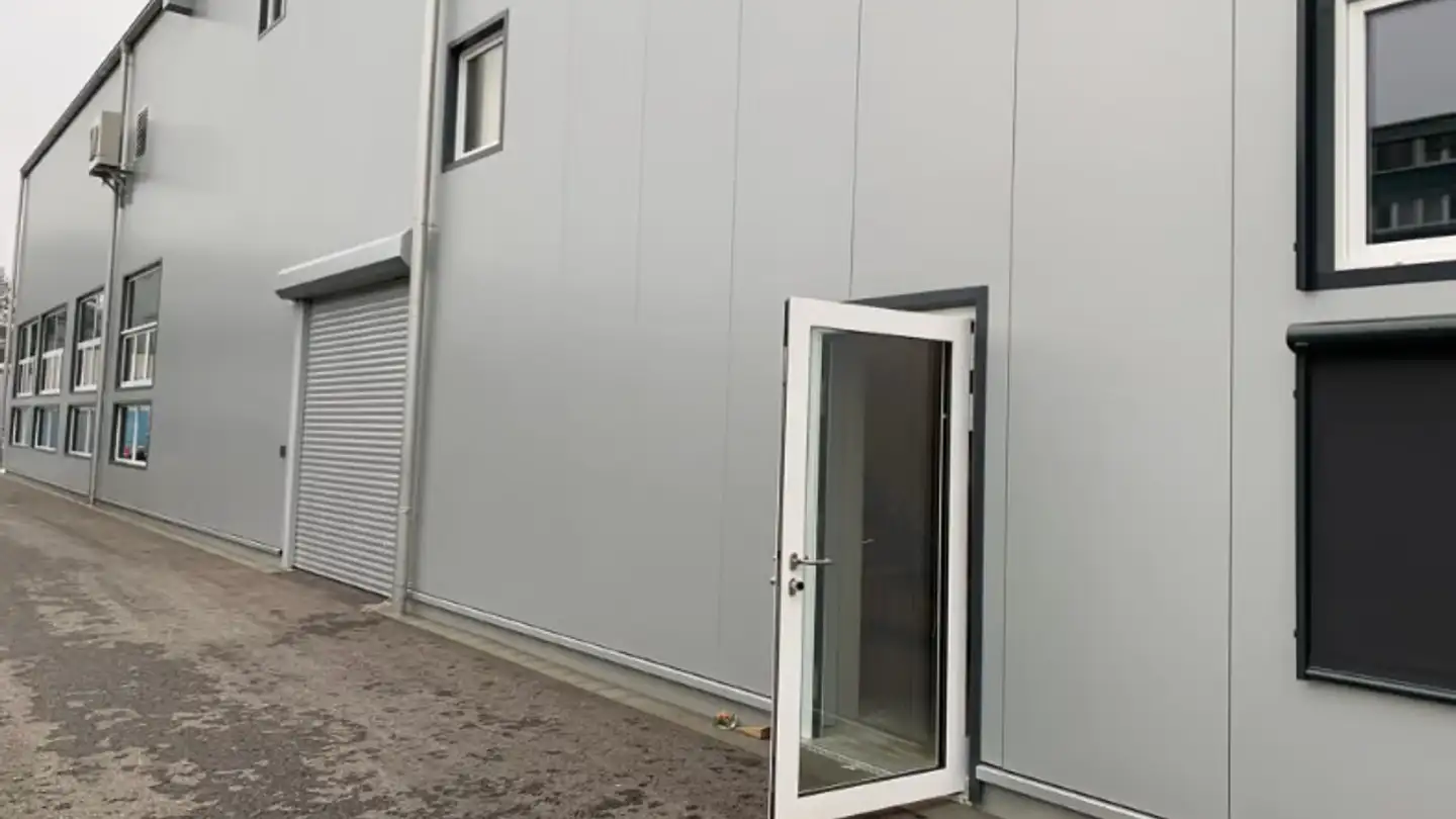 Immeuble industriel à louer - Sägeweg, 2557 Studen BE - Photo 2