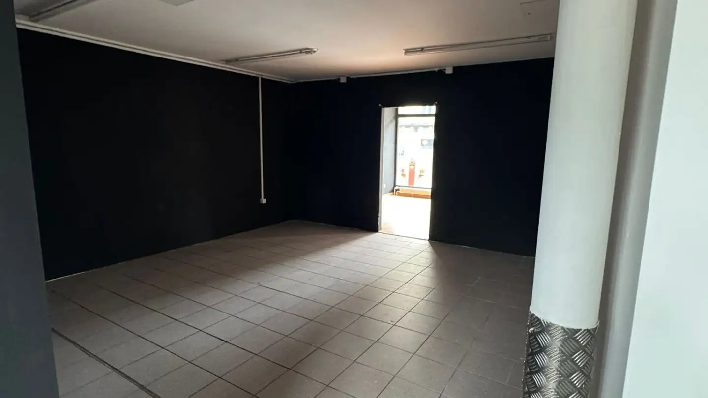 Negozio in affitto - Bahnhofstrasse, 8854 Siebnen - Foto 4