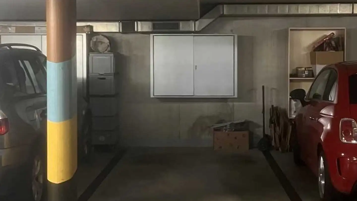 Single garage for rent - Wehntalerstrasse 17, 8057 Zürich