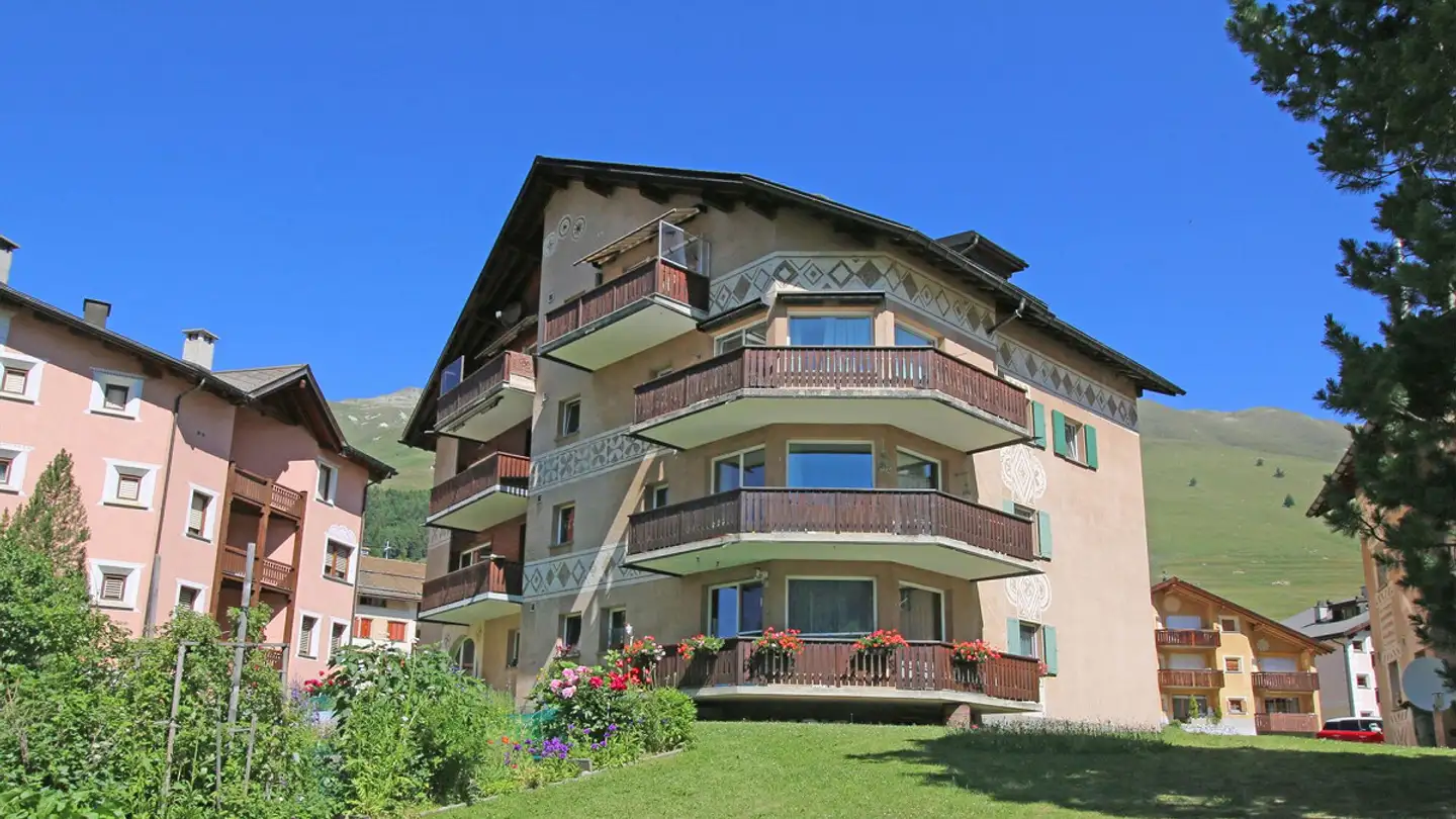 Attico in vendita - Via Champagna 6, 7524 Zuoz