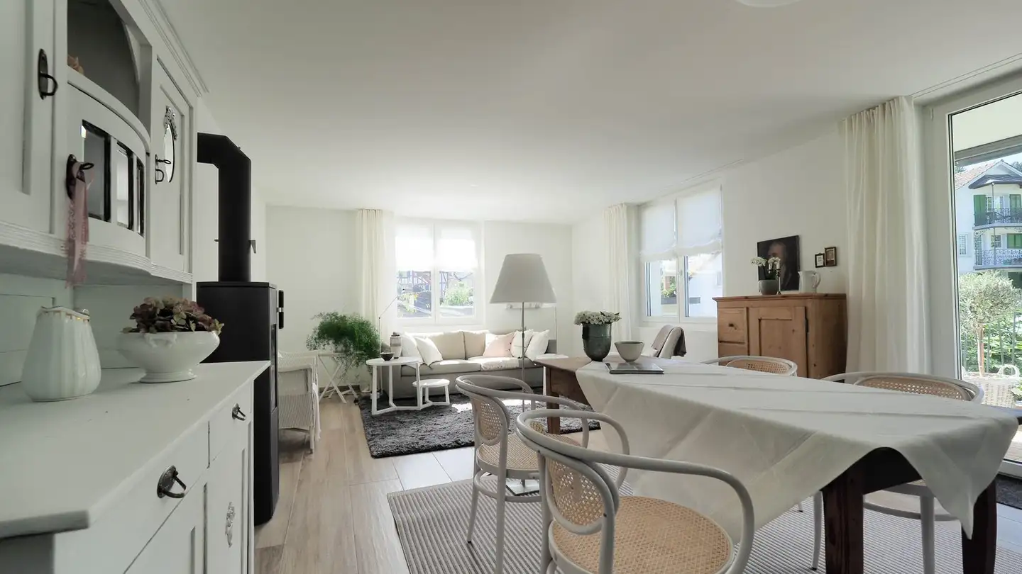 Wohnung mieten - Wiesengrundstrasse 12, 8805 Richterswil - Foto 2