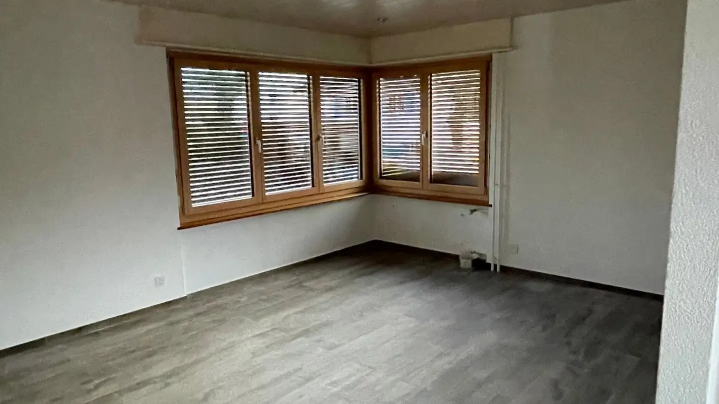 Single house for rent - Rue Du Stand 40, 2800 Delémont - Photo 2