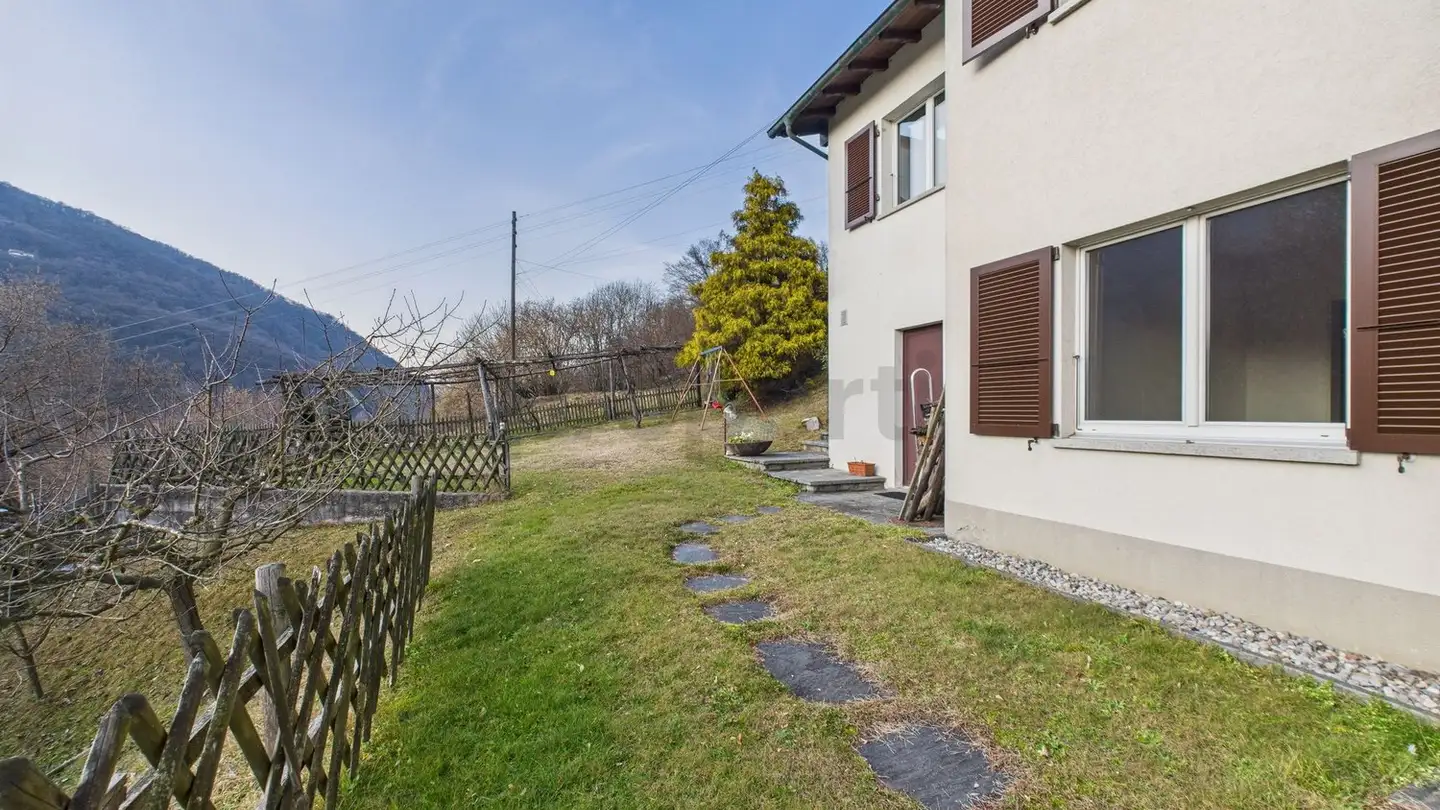 Villa in vendita - Purasca, 6989 Purasca