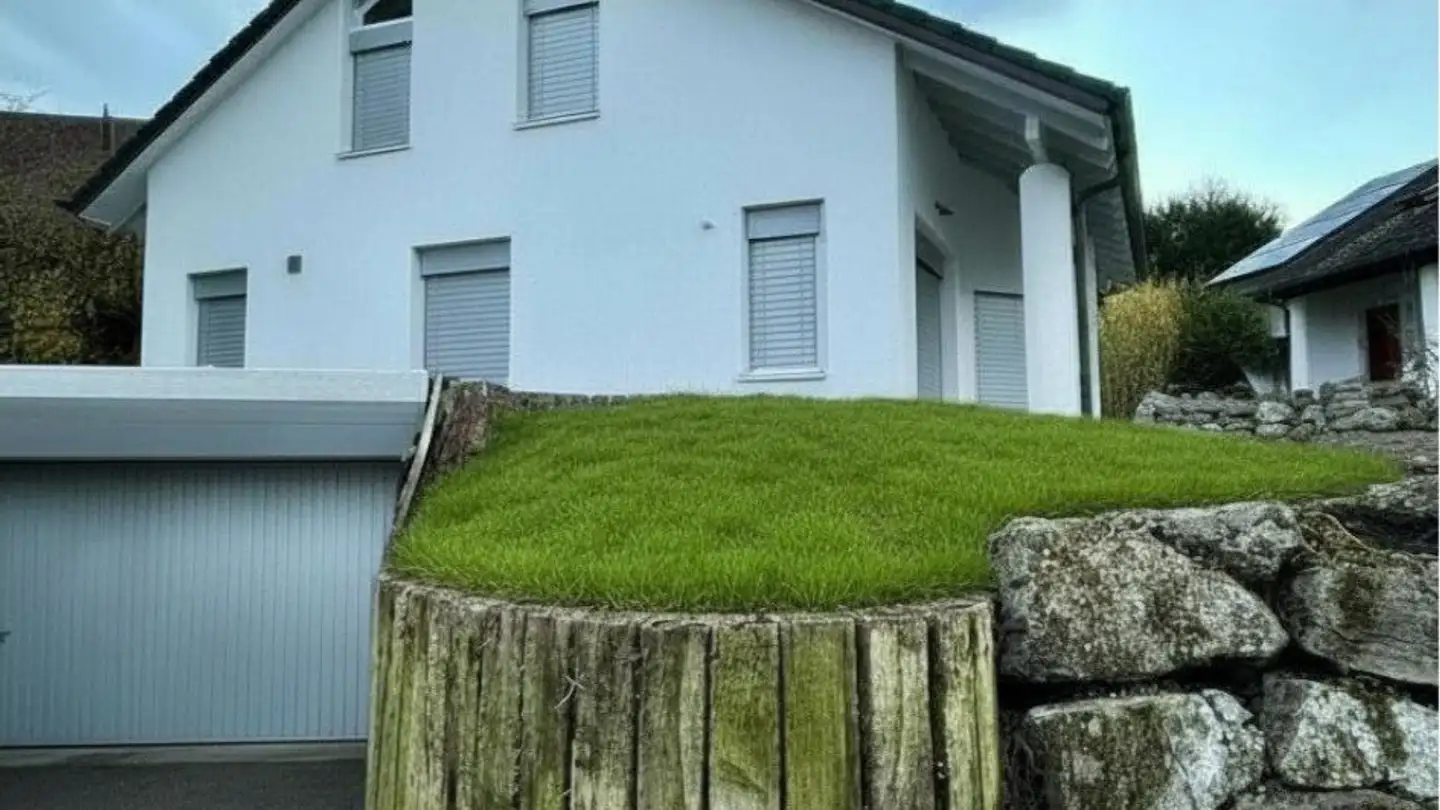 Semi-detached house for rent - Bachtelstrasse 15, 8608 Bubikon - Photo 2