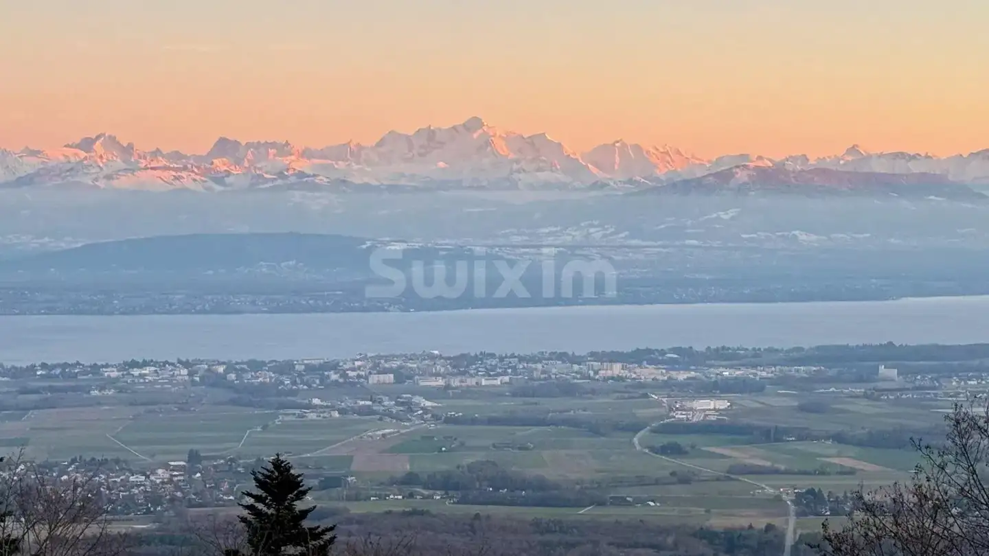 Single house for sale - 1186 Essertines-sur-Rolle