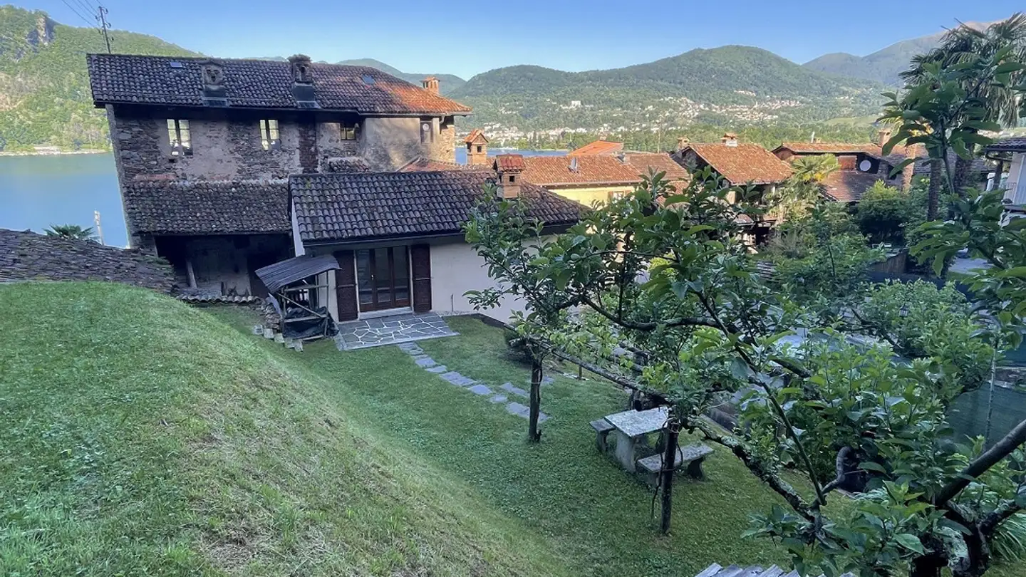 Einfamilienhaus mieten - 6919 Carabietta