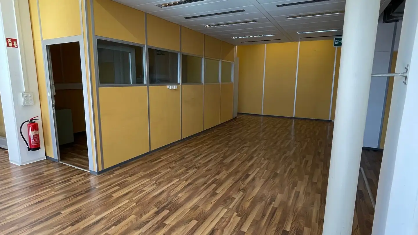 Office space for rent - Im Vorderasp 4, 8154 Oberglatt ZH - Photo 4