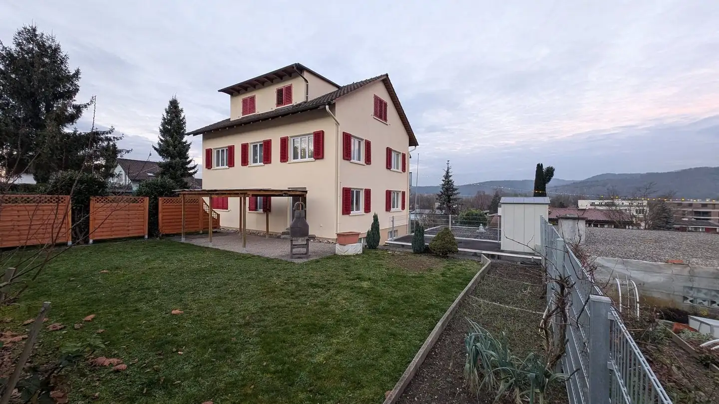 Maisonette-Wohnung mieten - Unterwiesenstrasse 5, 5332 Rekingen AG - Foto 2