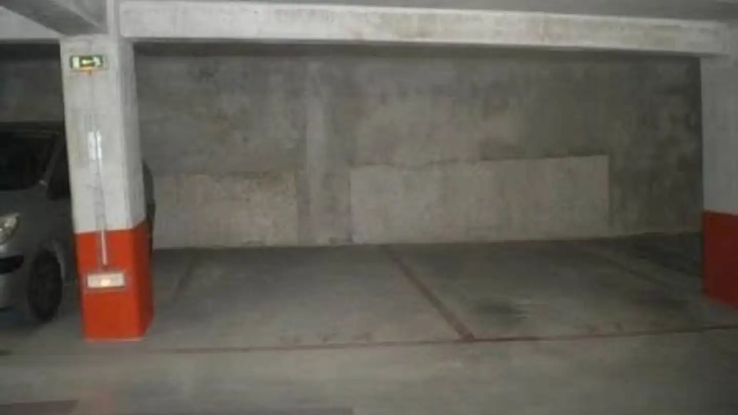 Garage individuel à louer - Chemin Des Crêts-De-Champel 31, 1206 Genève