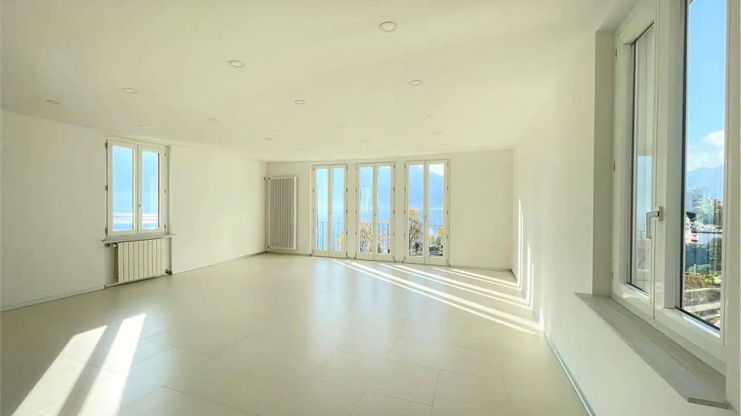 Edificio residenziale in vendita - 6648 Minusio