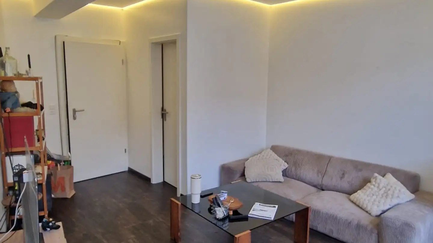 Apartment for rent - 1580 Oleyres - Photo 3