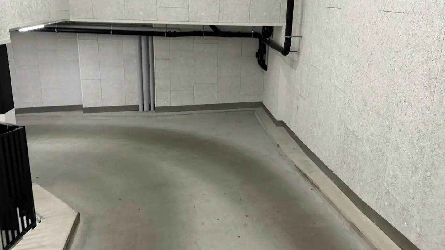 Place de parking extérieure à louer - Birmensdorferstrasse 448, 8055 Zürich - Photo 4