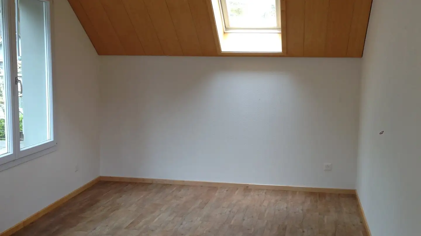 Dachgeschosswohnung mieten - Hauptstrasse 10, 8867 Niederurnen - Foto 4