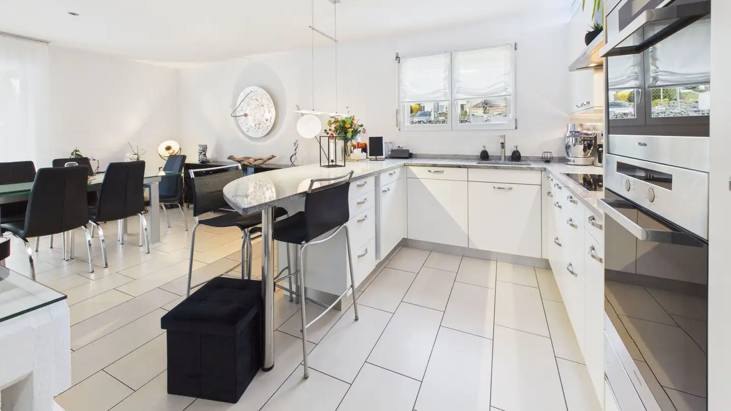 Single house for sale - 3236 Gampelen - Photo 3