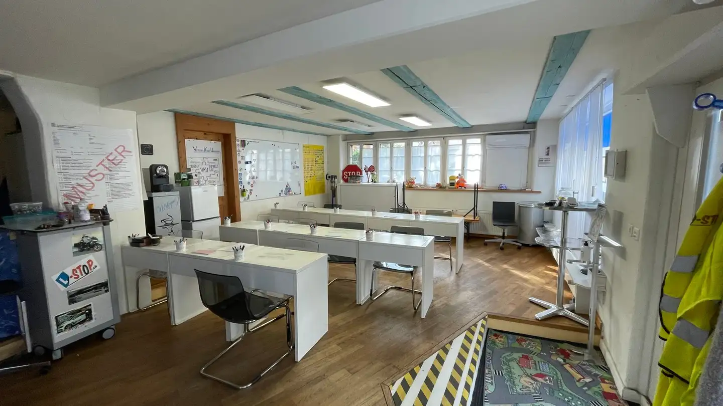 Gewerbe mieten - Rütistrasse 21, 8636 Wald ZH