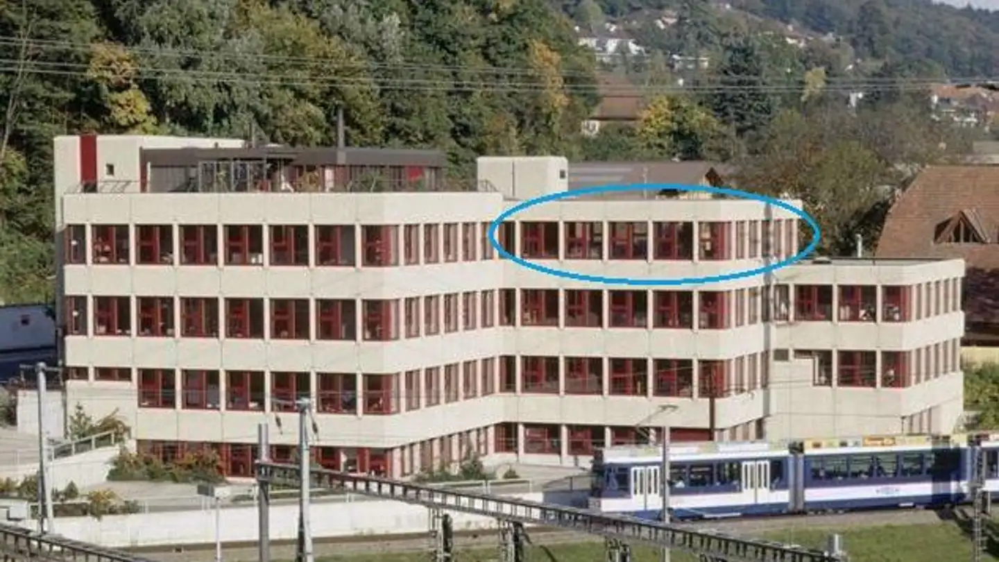 Bureau à louer - Dorfstrasse 10, 3073 Gümligen