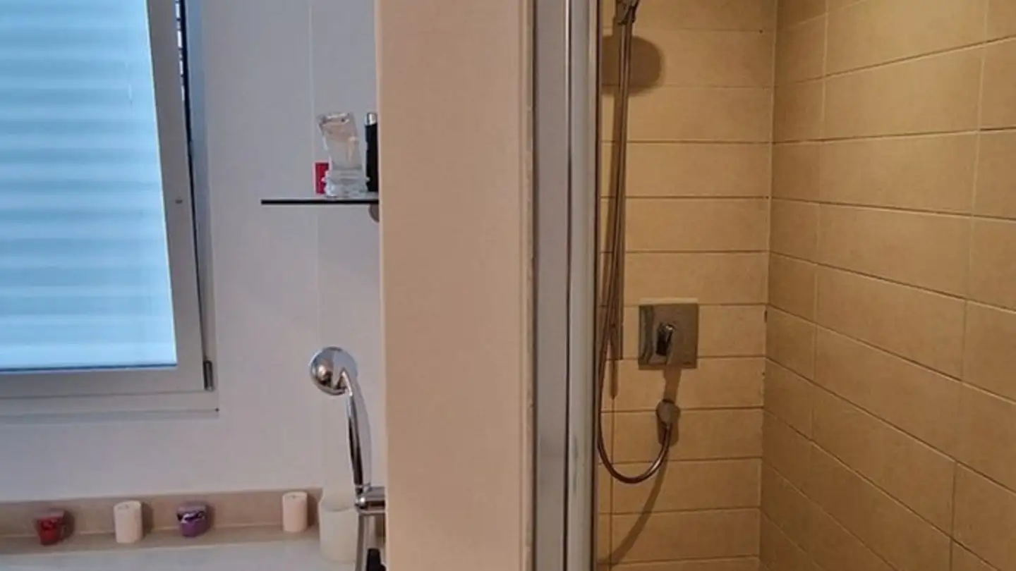 Single room for rent - Hagenbuchrain 32, 8047 Zürich - Photo 2