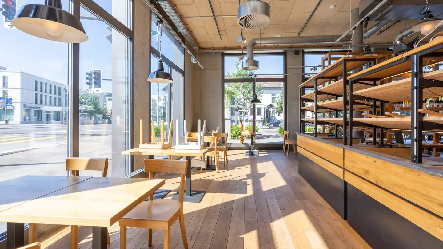 Restaurant for rent - Tramstrasse 2, 5034 Suhr