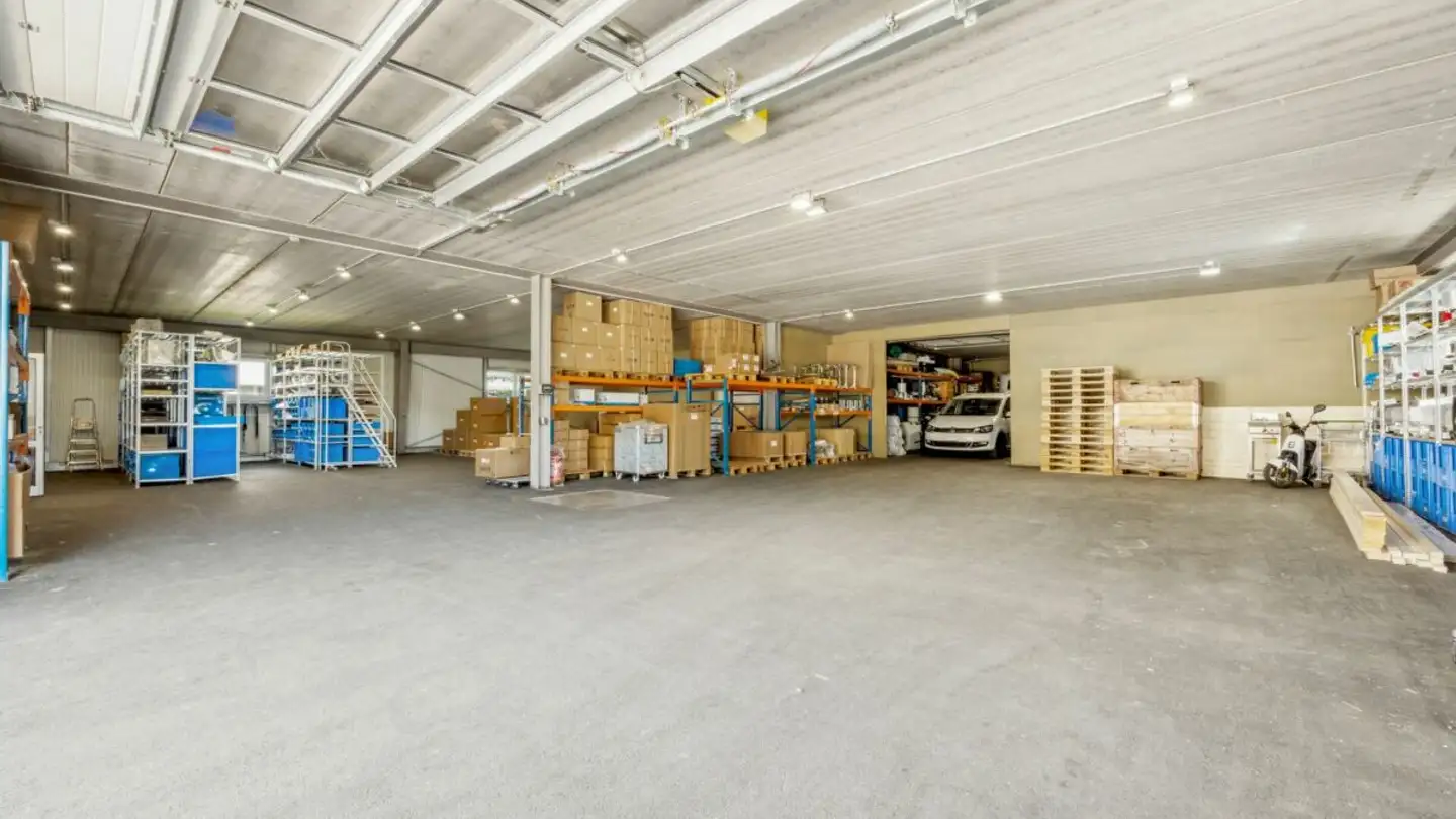Grande magazzino in vendita - Industriestrasse 30, 4912 Aarwangen - Foto 4