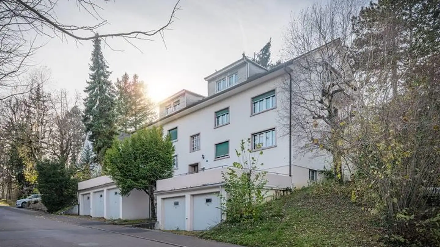 Residential building for sale - 4059 Basel