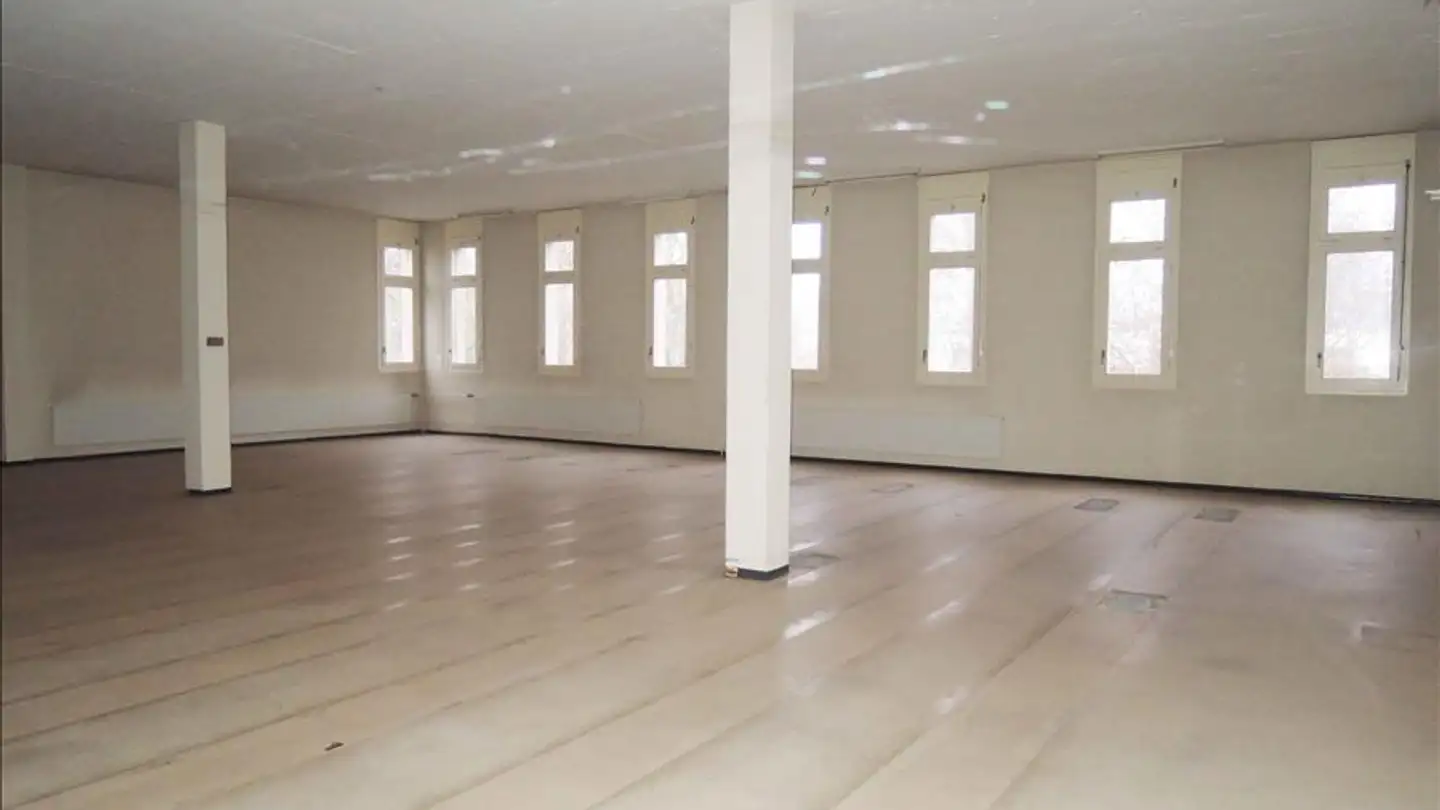 Commerciale in affitto - Schulstrasse 19, 5417 Untersiggenthal - Photo 2