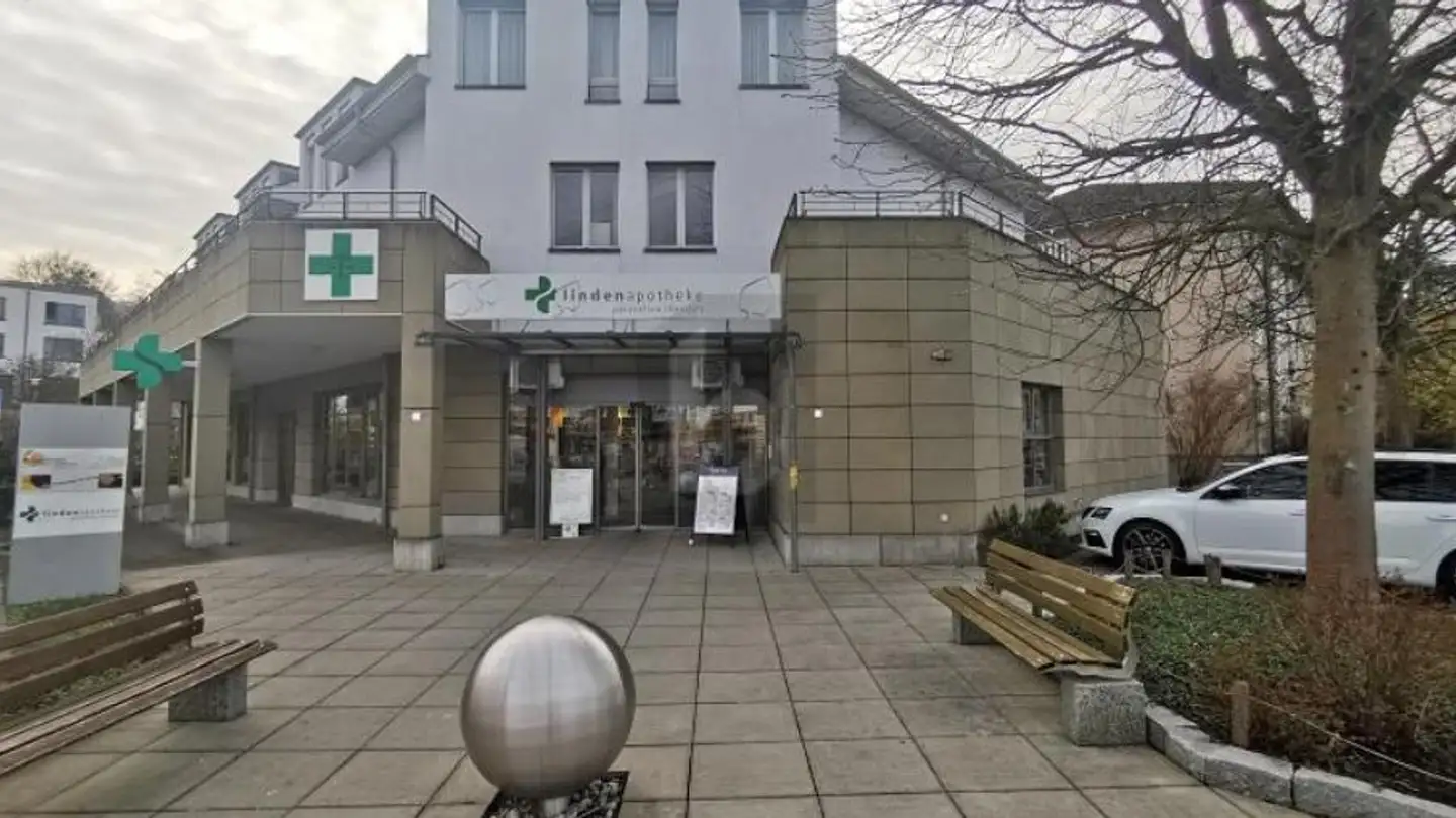 Mischgenutztes Gebäude kaufen - 4143 Dornach