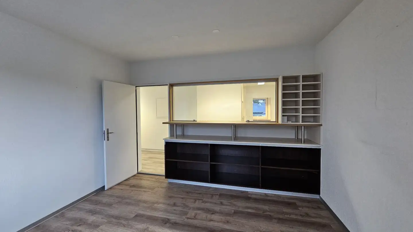 Bürofläche mieten - Eichwiesstrasse, 8630 Rüti ZH - Foto 4