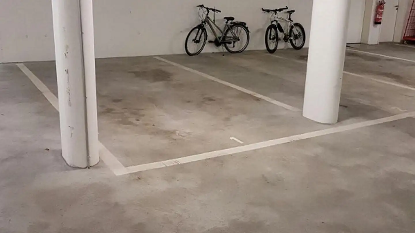 Parcheggio sotterraneo in affitto - Unterdorfstrasse 16, 4415 Lausen - Photo 3