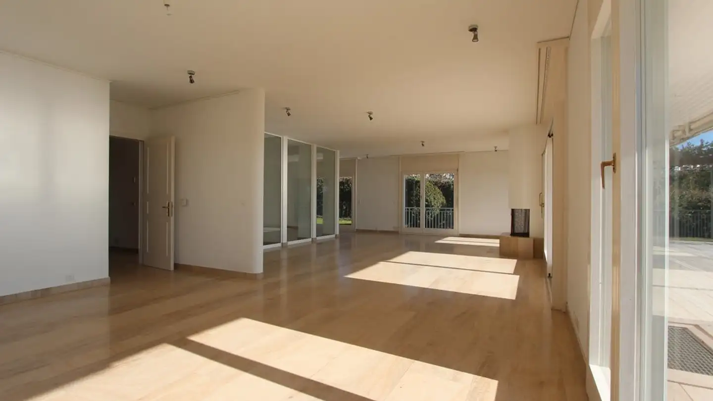 Villa for sale - 1162 St-Prex - Photo 2