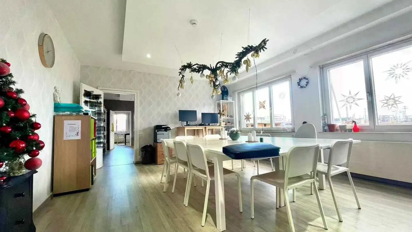 Office space for rent - Güterstrasse, 4133 Pratteln - Photo 2