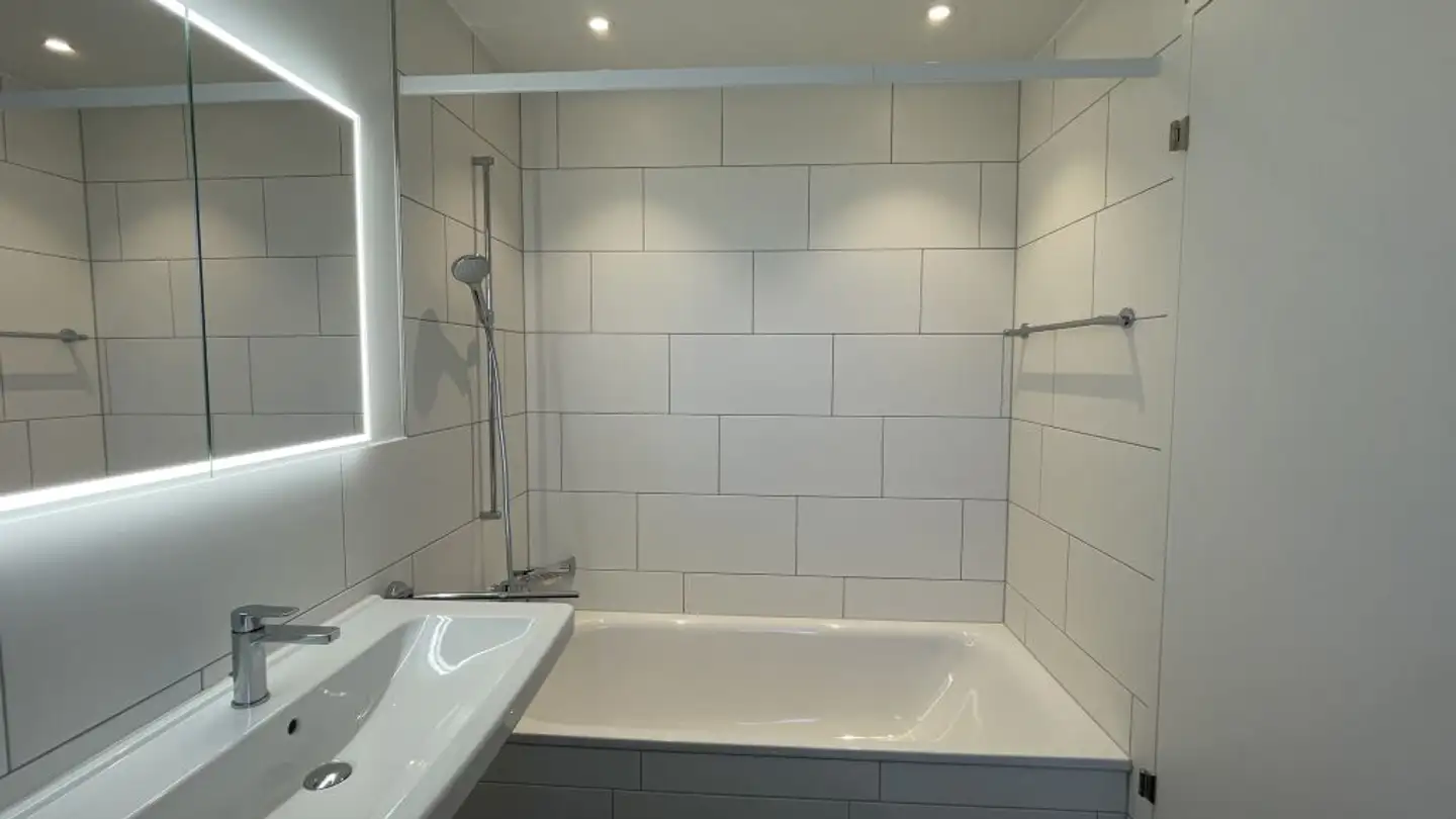 Apartment for rent - Lugenbachweg 11, 3457 Wasen im Emmental - Photo 2