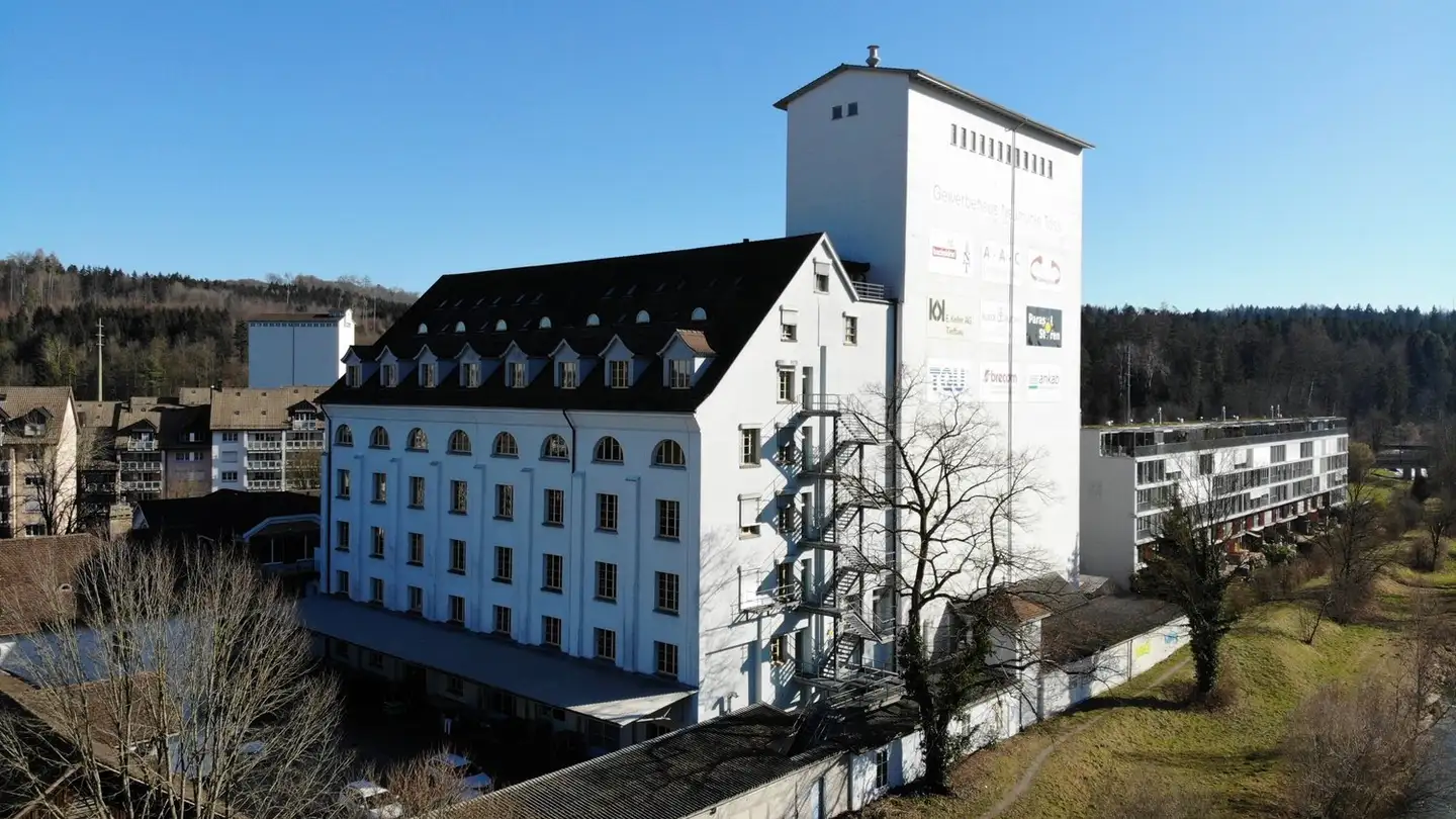 Office space for rent - Neumühlestrasse 42, 8406 Winterthur