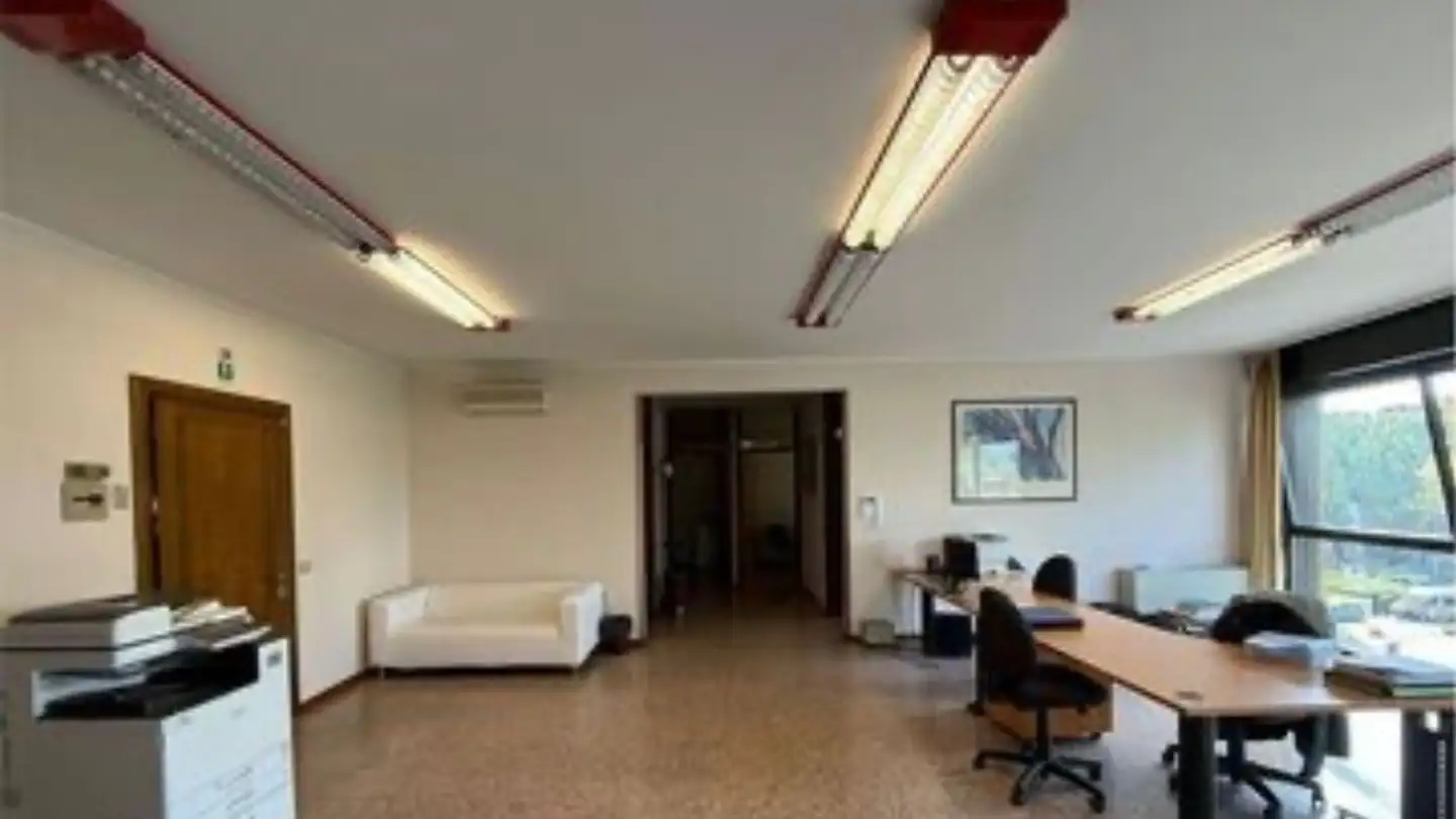 Spazio ufficio in affitto - 7503 Samedan