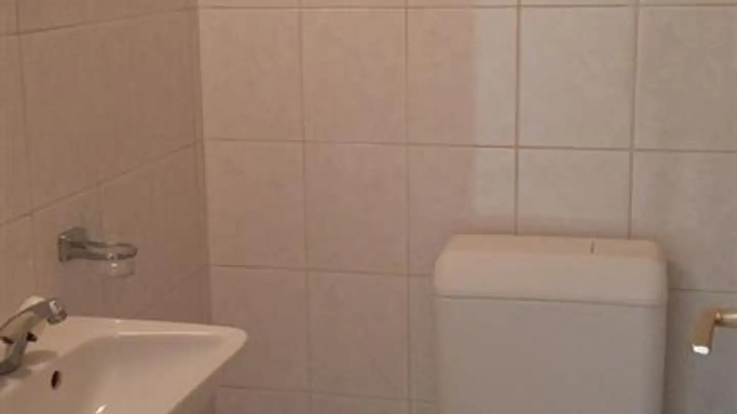 Wohnung mieten - Route de Chippis, 1950 Sion - Foto 3