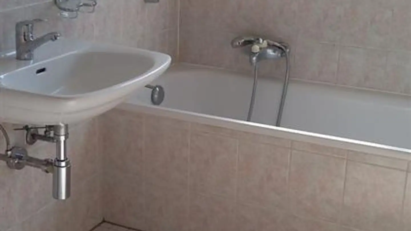 Wohnung mieten - Route de Chippis, 1950 Sion - Foto 4