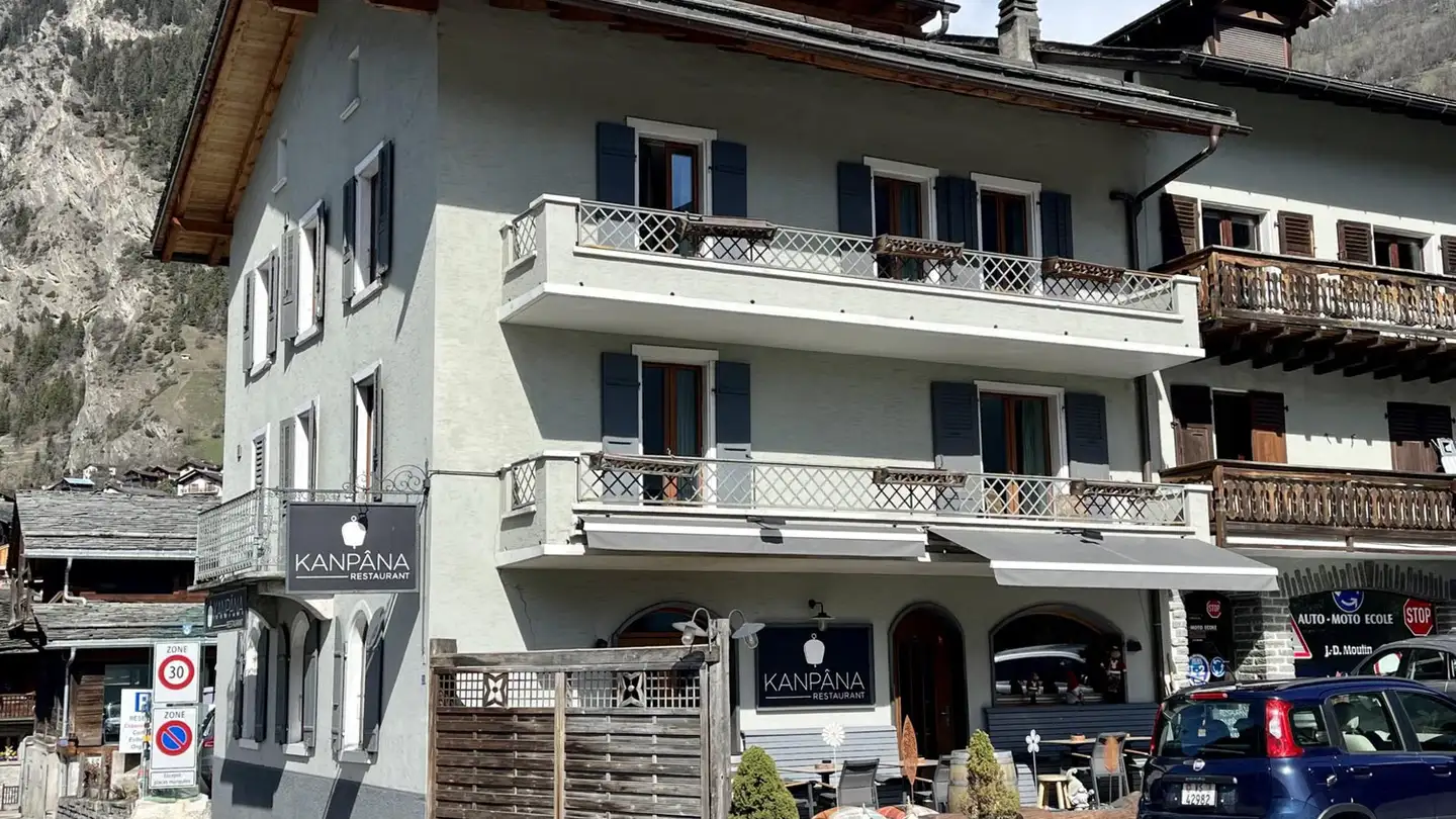 Casa singola in vendita - Route De Verbier 1, 1934 Le Châble VS