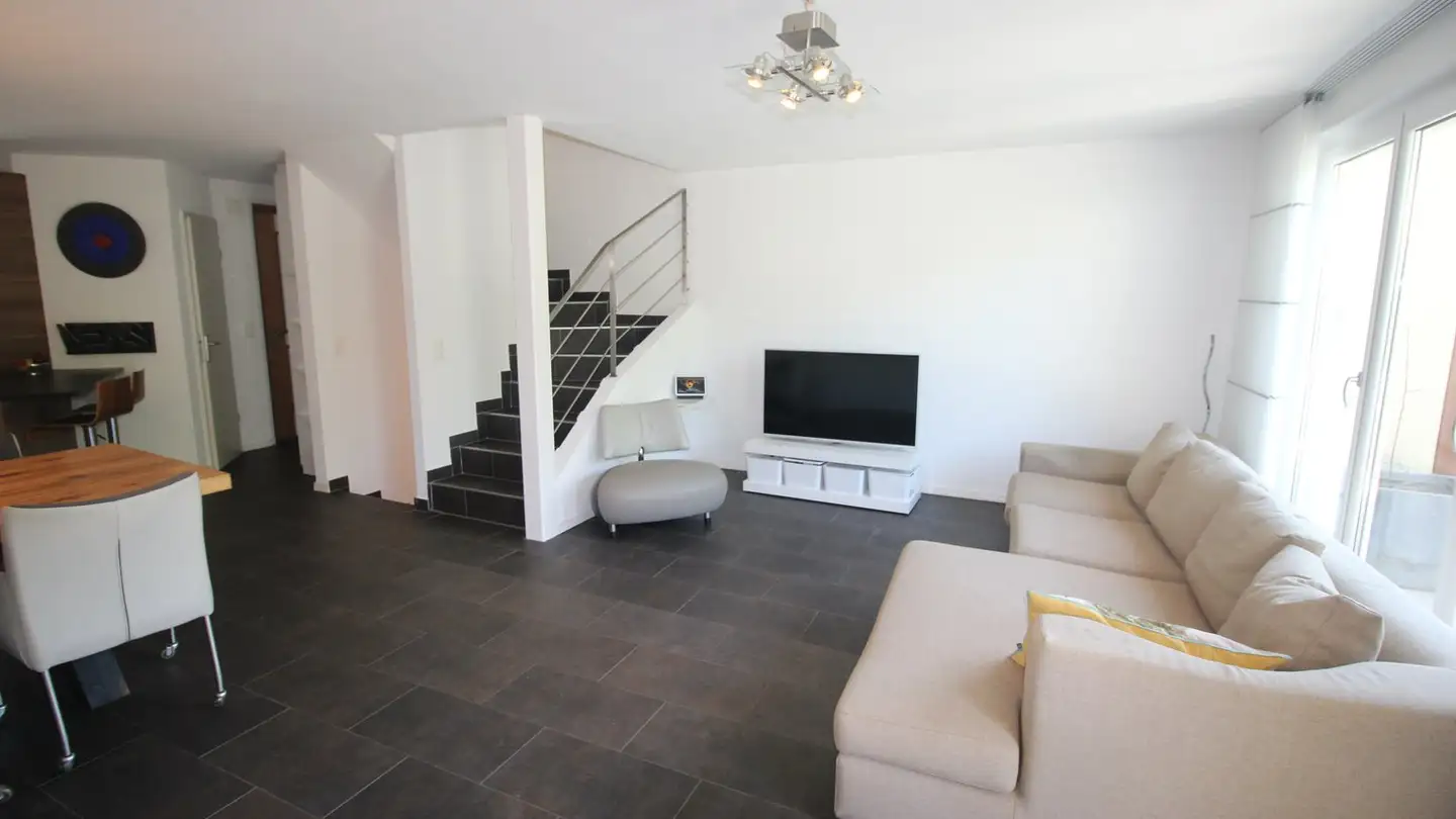 Row house for sale - 1267 Vich - Photo 2