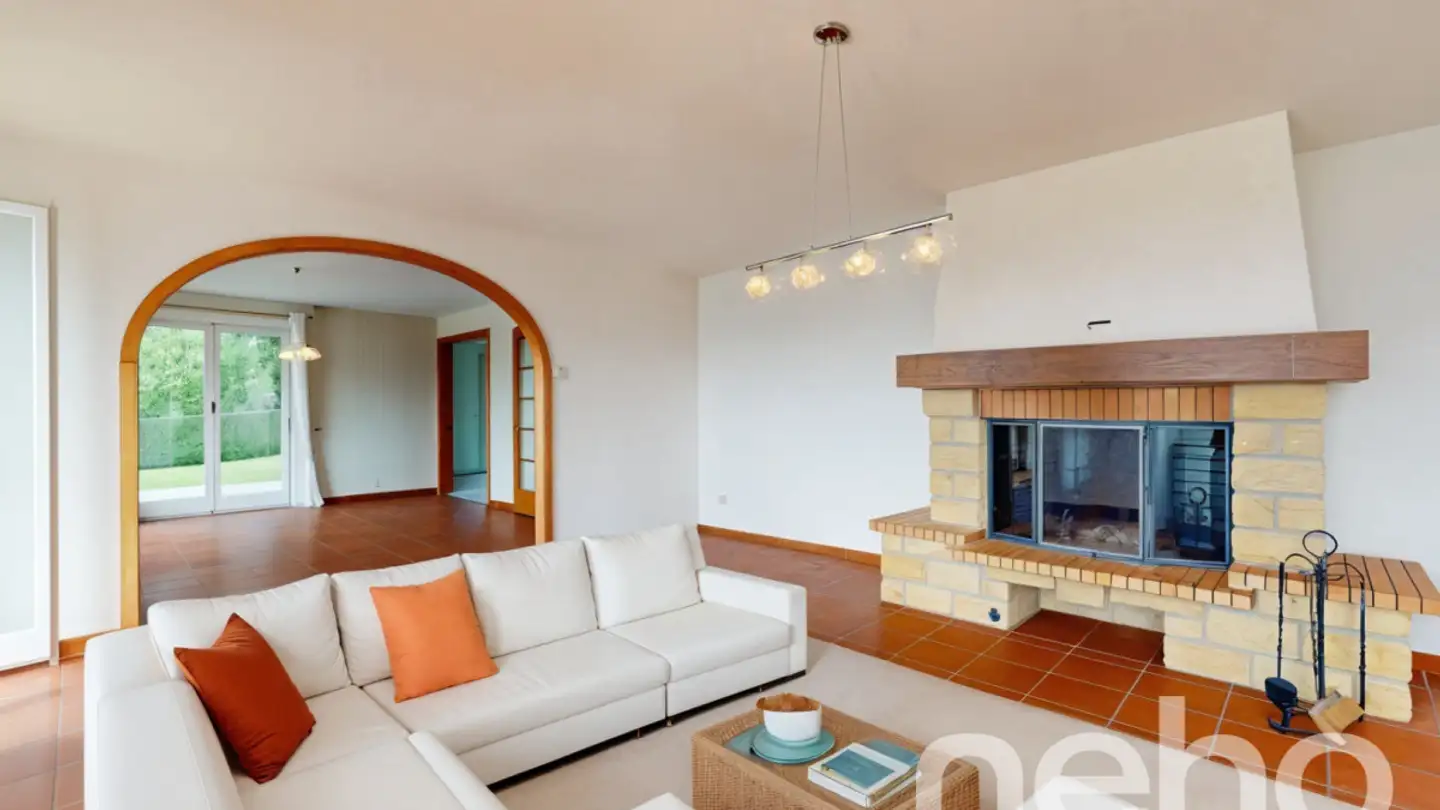 Single house for sale - 1169 Yens - Photo 2