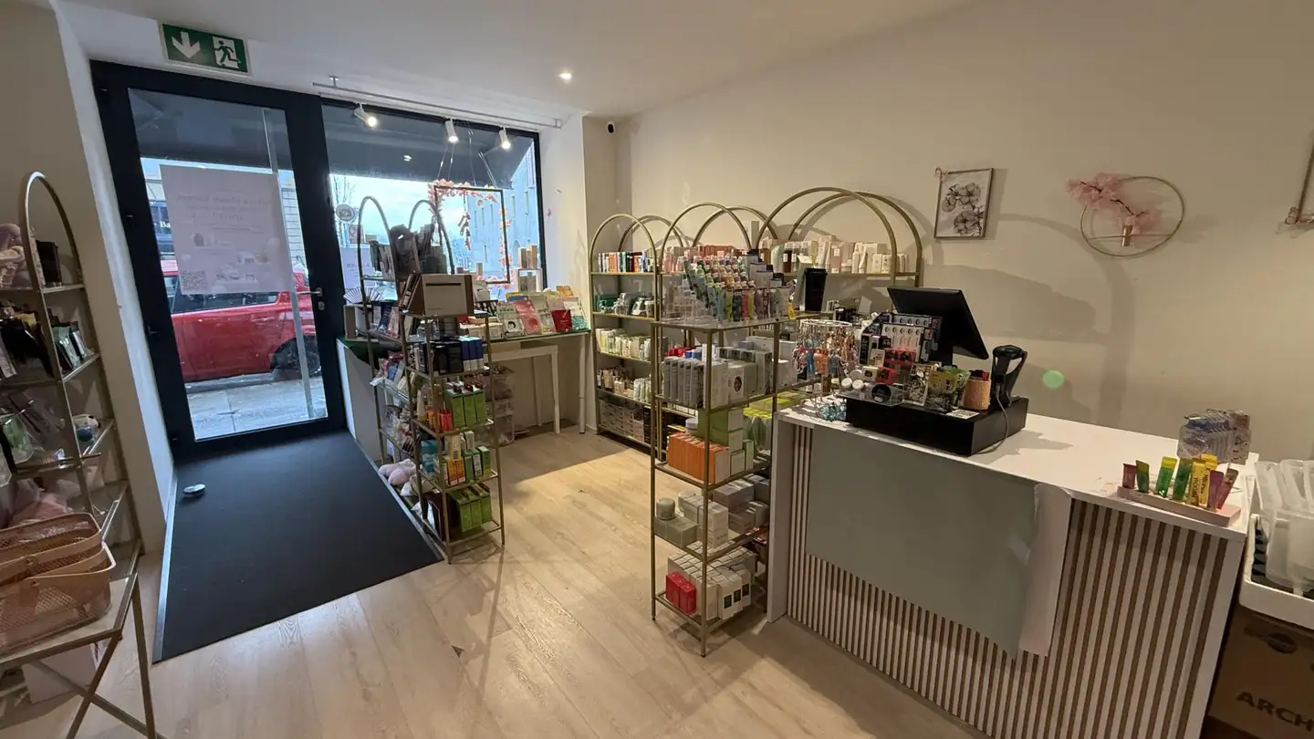 Commerciale in affitto - Rue Centrale 1, 1110 Morges
