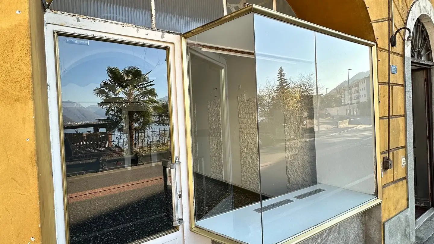 Parrucchiere in affitto - Via Cantonale 147C, 6573 Magadino - Photo 2