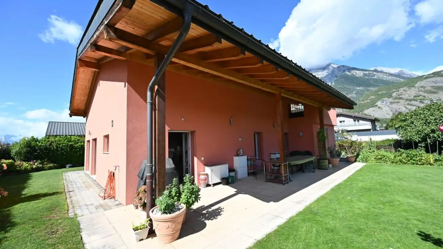 Villa in vendita - 1957 Ardon