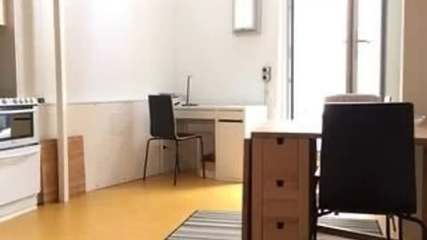 Appartement à louer - 6872 Salorino