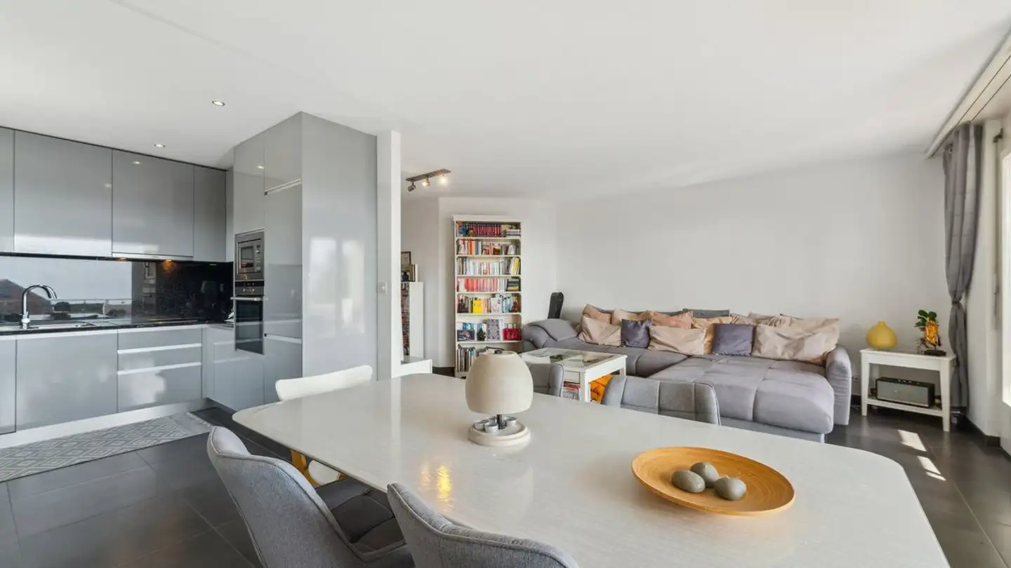 Appartamento in vendita - 1817 Brent - Photo 2