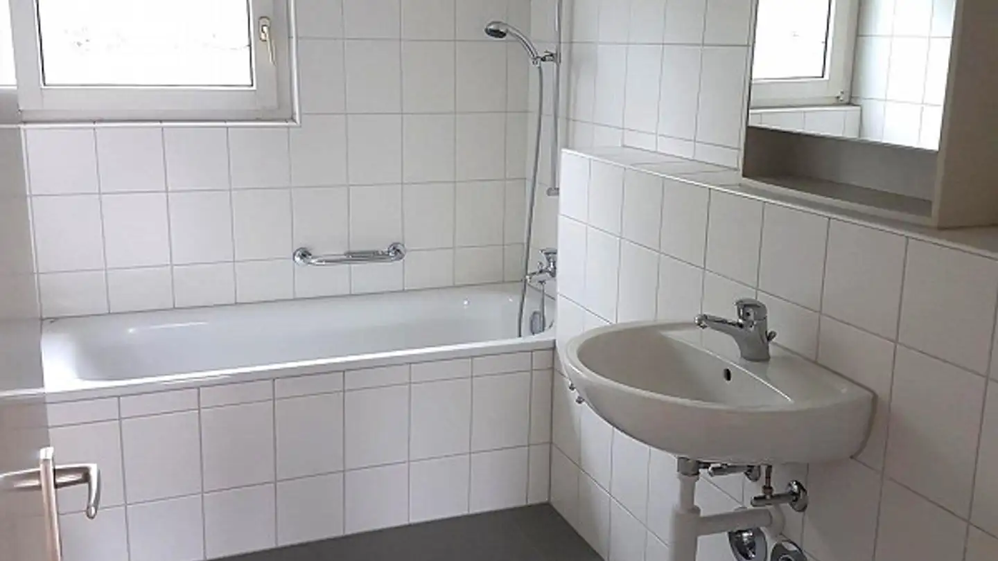 Apartment for rent - Gislifluhstrasse 3, 5032 Aarau Rohr - Photo 4