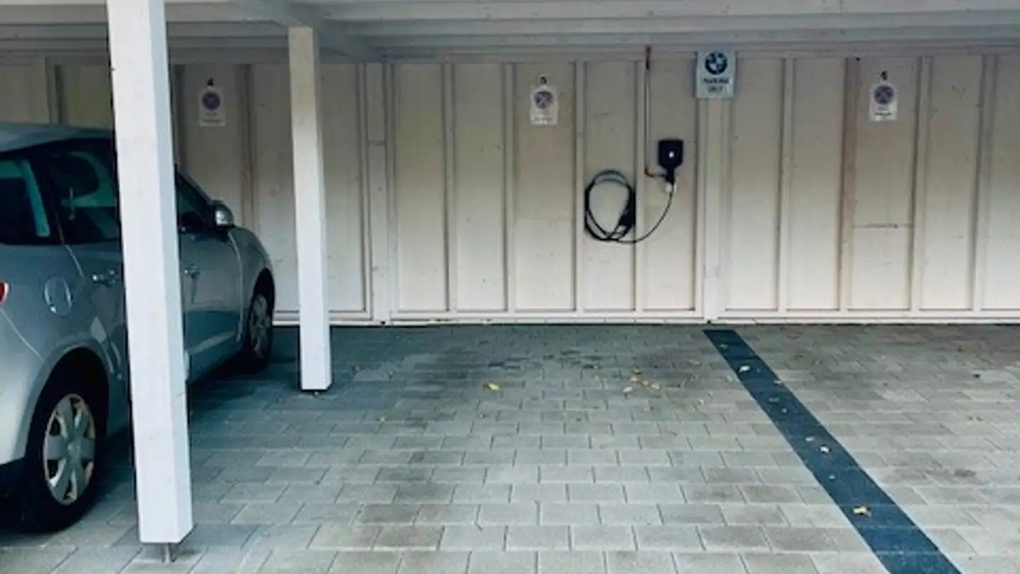 Covered parking space for rent - Industriestrasse 28, 4528 Zuchwil - Photo 3