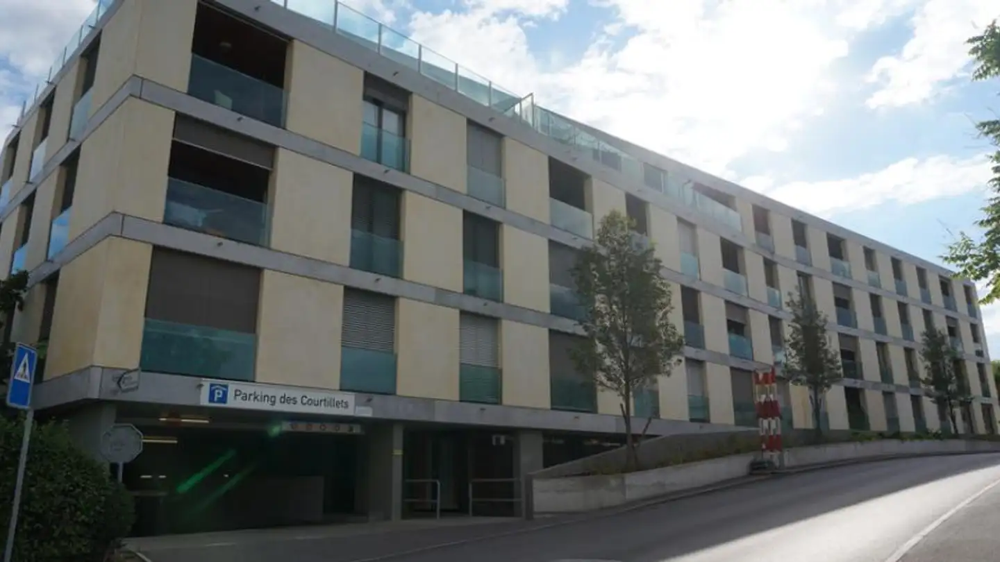 Place de parking souterraine à louer - Chemin Des Courtillets 2, 1212 Grand-Lancy